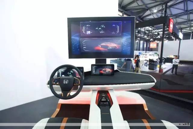 以“绿色智能–推进高质量发展”为主题的冶金行业工业互联网创新发展峰会在用友产业园举行,汇聚了来自行业协会的领导、专家学者及全国各地企业家代表,共同探讨在绿色低碳时代的数智化转型与高质量发展路径。 以“绿色智能–推进高质量发展”为主题的冶金行业工业互联网创新发展峰会在用友产业园举行,汇聚了来自行业协会的领导、专家学者及全国各地企业家代表,共同探讨在绿色低碳时代的数智化转型与高质量发展路径。