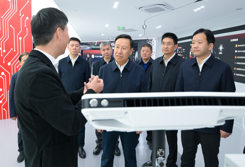 随着企业上市募集资金主要用于研发和生态建设