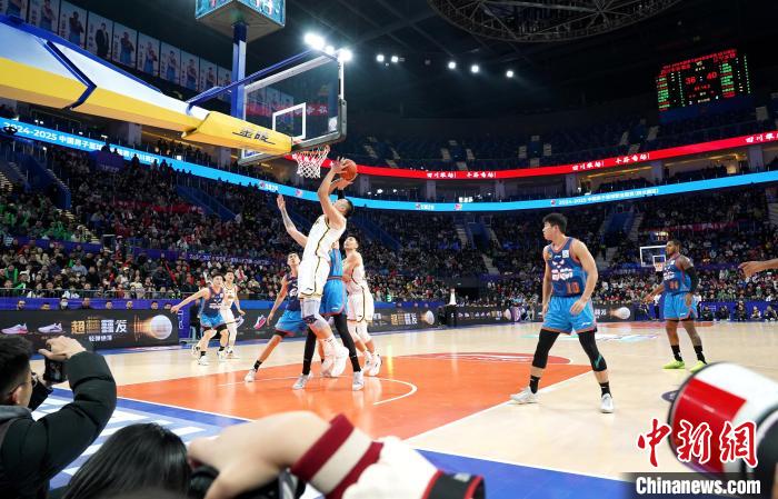 新一轮CBA常规赛：四川主