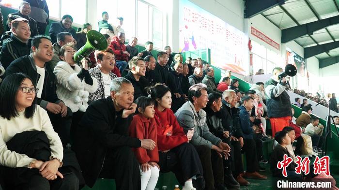 尤溪村BA点燃新春激情 15支队伍角逐乡村篮球盛宴