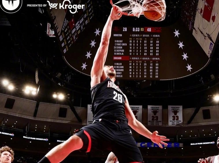 火箭客场不敌公牛 乌度卡临场指挥失误致败