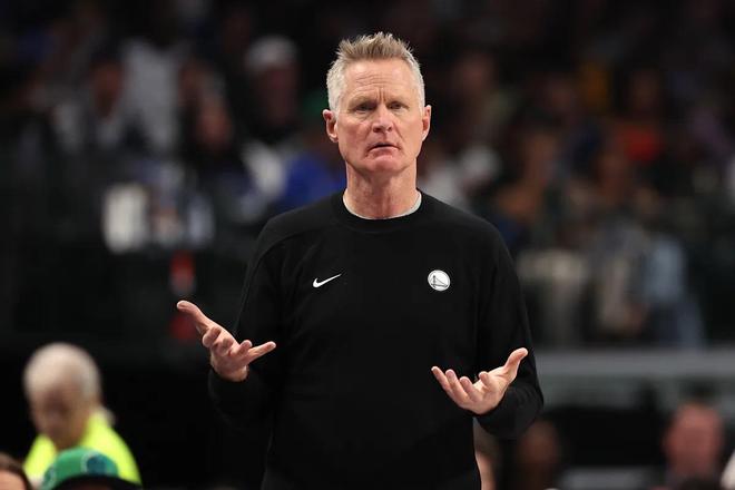 勇士主帅科尔合同到期引争议 球迷支持与质疑并