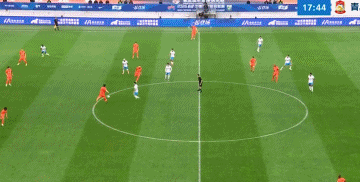 青岛德比0-0战平 裁判争议成焦点