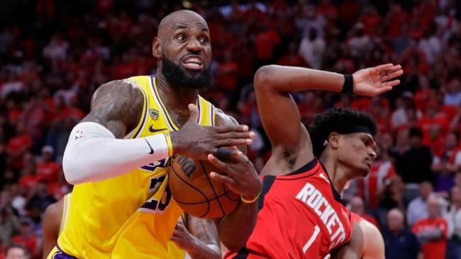 NBA季后赛多场逆转上演 3-2格局成关键转折点
