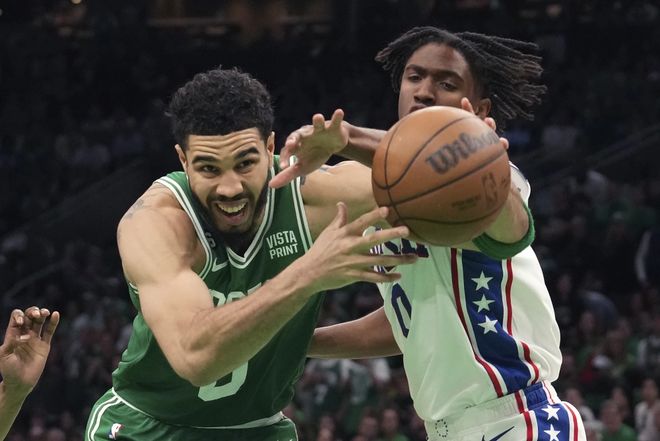 NBA季后赛多场逆转上演 3-2格局成关键转折点